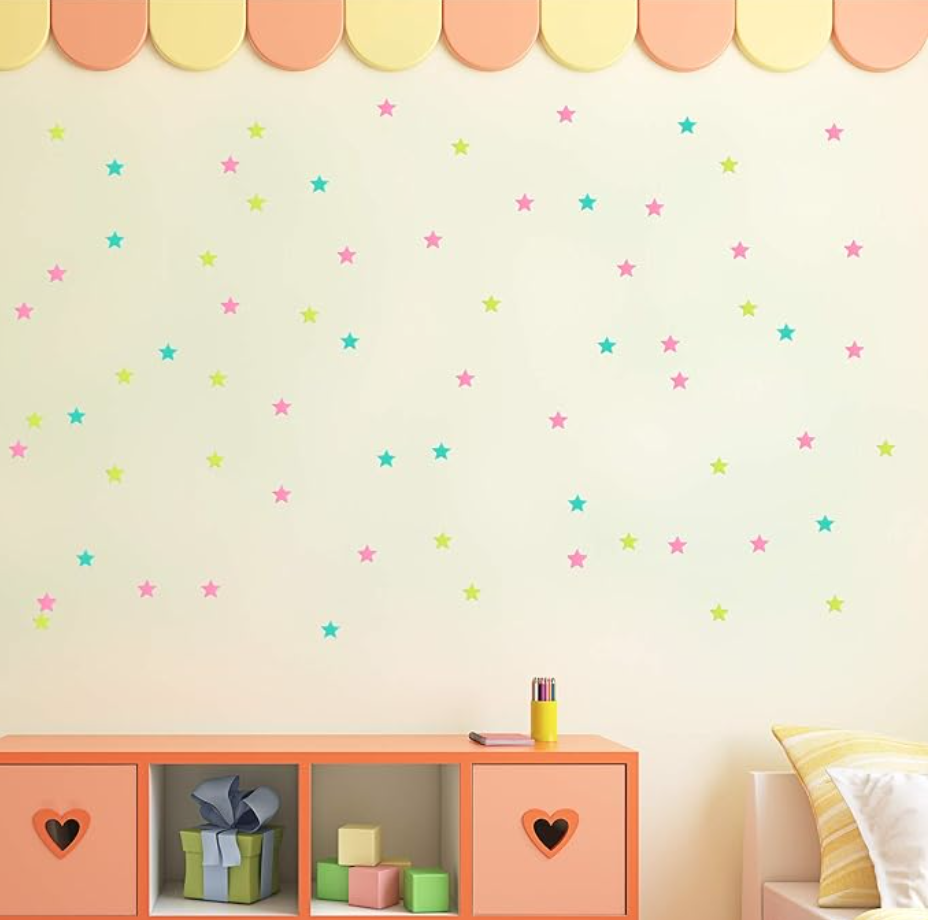 100 pieces of Colorful Glow-in-the-dark stars Fluorescent  for girls bedroom